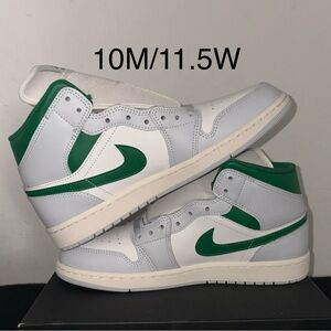 Air Jordan 1 Mid Summit White Lucky Green Size 10M / 11.5W Brand New